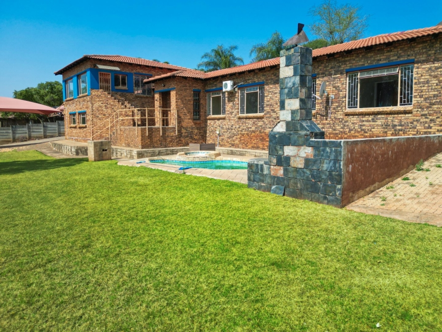 4 Bedroom Property for Sale in Ifafi North West